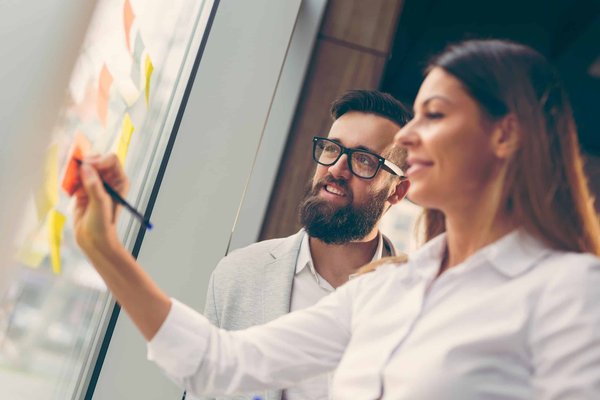 Quelles stratégies de contenu sont les plus efficaces pour un site e-commerce spécialisé dans les articles de sport ?